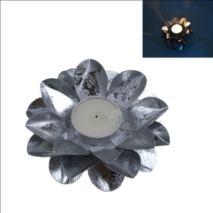 Portavelas Brillante con Diseño de Metal y Acabado en Lámina, para Decoración del Hogar y Mesa Navideña - Product Image 1