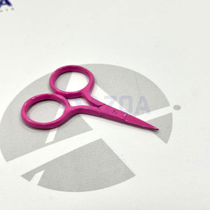 Ciseaux à broder miniatures en acier inoxydable, couleur magenta intense, pointe fine et aiguisée, coupe-fil, outil de couture et de loisirs créatifs - Product Image 5