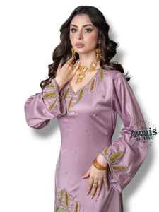 Ensemble 2 pièces de luxe AWAIS HOUSE pour femmes musulmanes, kaftan simple et sobre en velours perlé, coupe trapèze longue jusqu'au sol, vente en gros - Product Image 3