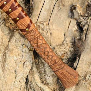 Hacha Vikinga Estilo Escandinavo, Mango de Madera de Grado Industrial, Hoja de Acero al Carbono, Cabeza Decorativa para Exhibición en Hogar, Oficina o Tienda - Product Image 6