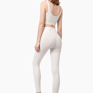 Conjunto de Yoga Cómodo con Material Elástico y Diseño Transpirable para Entrenamiento Físico y Actividades de Ejercicio Diario - Product Image 2