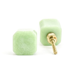 Poignée de meuble hautement polie, boutons en bois et résine faits à la main, artisanat naturel, parfaits pour les armoires et les meubles - Product Image 5