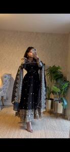 Robe Anarkali en Georgette pour femmes, avec pantalon assorti et dupatta brodée de sequins - Product Image 2