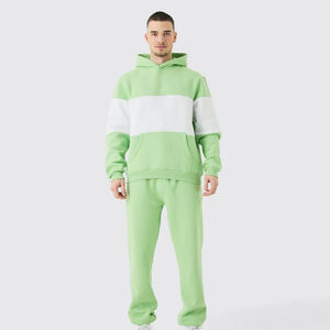 Ensemble de survêtement homme sur mesure deux pièces avec logo personnalisé, style streetwear pour les marques de streetwear américaines - Product Image 1