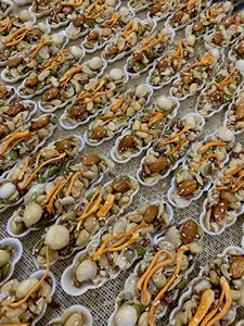 บลูโลตัส ขนมเม็ดมะม่วงหิมพานต์ทอด รสเค็ม บรรจุแยกชิ้น ผลิตในเวียดนาม - Product Image 4