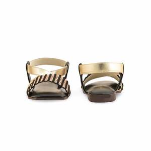 Sandalia informal con tacón dorado para niñas KD9846 - Product Image 2