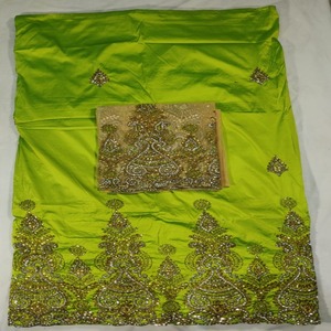 Oferta de Verano Exclusiva: Impresionante Tela de Seda Tafetán Nigeriana George Wrapper, Antiestática, Transpirable, 120 GSM, Color Esmeralda - Product Image 1