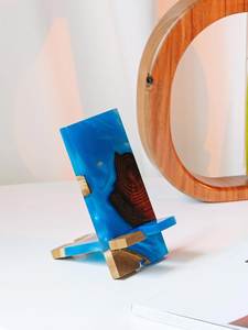 Soporte para teléfono móvil de madera de acacia natural con resina negra, hecho a mano, para escritorio, oficina, mesa, Craftera Exports - Product Image 2