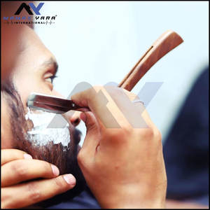 Navaja de Afeitar de Madera con Logotipo OEM, Calidad Profesional para Barbería, Navaja Recta para Afeitar, Moldeador de Bigote y Barba - Product Image 6