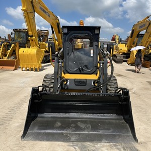 Chargeuse compacte sur pneus XC7-SR10B avec moteur diesel, capacité de 1100 kg, polyvalente, à roulement de moteur, et à rayon de braquage court pour - Product Image 6