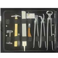 Kit d'outils vétérinaires équin professionnel pour fermeurs de chevaux, comprenant coupe-ongles, pince à crins, cisaille à sabots, marteau, couteau, râpe, etc.