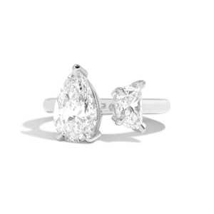 Bague de fiançailles Toi et Moi en or massif 14K/18K, demi-lune en forme de poire, diamant de laboratoire, deux pierres, bande ouverte, certifiée IGI, 2,75 carats - Product Image 3