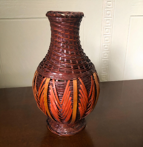 <b>Unique</b> hourglass woven rattan tabletop <b>vase</b> with two-tone chevron accent pattern, classic, available at wholesale prices. - Product Image 4