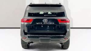 Toyota Land Cruiser VX 3.3L Diésel SUV 4x4 RHD 2024 con Volante a la Derecha, el Más Vendido - Product Image 5