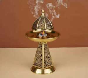 Meilleures ventes : Porte-encens arabe élégant en laiton, Mabkhara en métal du Moyen-Orient, brûleur d'oud, décoration d'intérieur, cadeau, diffuseur d'aromathérapie - Product Image 1