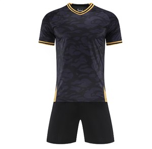 Camiseta de Fútbol de Alto Rendimiento – Conjunto de Fútbol Personalizado Rojo y Verde - Product Image 5