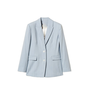 Blazer para Mujer al por Mayor, Fabricado en Fábrica, Azul Claro con Rayas Finas, Solapa con Muescas, Bolsillos con Solapa, Corte Entallado, Estilo Oficina - Product Image 1