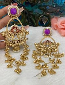 Pendientes largos de doble capa con piedras de Cachemira y acabado dorado de calidad premium para mujeres y niñas, colección para fiestas y eventos nocturnos. - Product Image 4