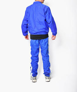 Ensemble de survêtement coupe-vent personnalisé de haute qualité avec logo imprimé, demi-zip, pour homme, grande taille, séchage rapide, en nylon - Product Image 3