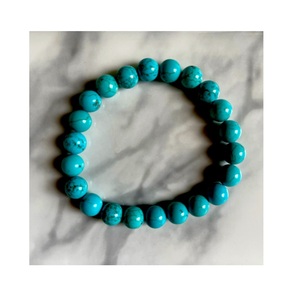 Bracelet en résine fait main contemporain avec un design exclusif, bijoux élégants pour les tendances de style de vie modernes - Product Image 1