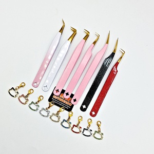 Pinzas para Pestañas de Acero Inoxidable de Alta Calidad con Diseño de Hello Kitty, Duraderas y Antiestáticas para Uso en Salón - Product Image 1