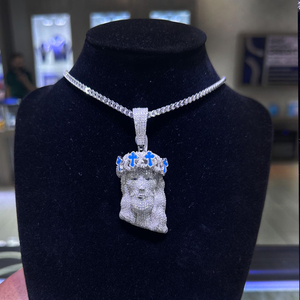 Pendentif Visage de Jésus Plaqué Argent avec Croix Bleue et Couronne, Diamants Moissanite, Charme Religieux, Bijou Hip Hop pour Homme, Cadeau - Product Image 2