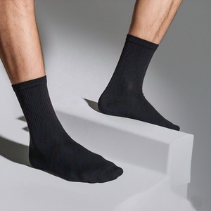 Custom Made Athletic Sports Cotton Crew <b>Grip</b> <b>Socks</b> With Custom logo Professional Basketball <b>Socks</b> Manufacturer Athletic <b>Socks</b> - Product Image 2