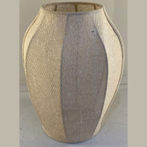 Lanterne décorative artisanale en fer naturel, verre et tissu en coton pour une décoration intérieure élégante - Product Image 1