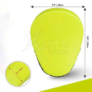 Guantes de Boxeo de Cuero Duradero con Agarre Ergonómico para Entrenamiento de Precisión de Golpes, Reflejos y Ejercicios Diarios - Product Image 4