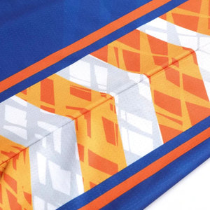 Ensemble d'uniformes de basketball personnalisés sublimés pour hommes – Maillot sans manches et short, anti-humidité, séchage rapide, motif géométrique, tenue athlétique - Product Image 6