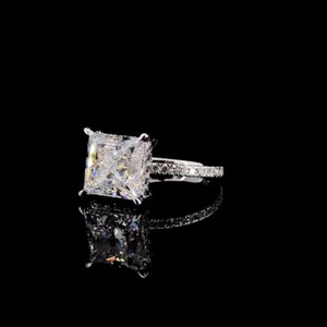 แหวนเพชรทรงปรินเซสคัท 2.00 กะรัต ทองคำขาว 14K สำหรับผู้หญิง สวมใส่ได้ทุกวัน ได้รับการรับรองจาก IGI เพชรเพาะเลี้ยงในห้องปฏิบัติการ เหมาะสำหรับงานแต่งงาน - Product Image 1