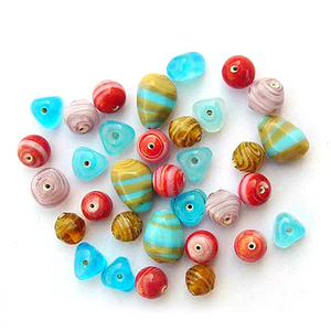 Perles de verre multicolores transparentes et opaques à petits trous pour la fabrication de bijoux – Perles artisanales abordables en gros - Product Image 1