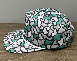 Gorra de Camuflaje con Cierre a Presión, Logotipo Personalizable, 5 Paneles, Visera Plana con Cuerda, para Adultos, Actividades Casuales al Aire Libre, Producción en Vietnam - Product Image 2