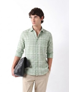 เสื้อเชิ้ตลำลองแขนยาวลายสก๊อตสีเขียวสำหรับผู้ชาย ปกพับได้ ระบายอากาศได้ดี เหมาะสำหรับใส่ในฤดูใบไม้ผลิ - Product Image 1