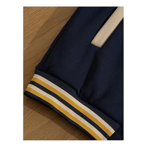 Blouson Bomber Homme à Motif Lettres, Manches Longues, Bordures Rayées, Boutons sur le Devant, Style Décontracté Streetwear Universitaire, Vêtement d'Extérieur Automne - Product Image 4