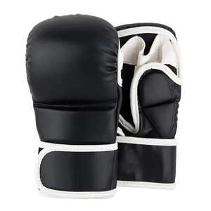 ถุงมือต่อสู้ MMA แบบโค้งงอ นิ้วโป้งเปิด สำหรับการฝึกซ้อมคิกบ็อกซิ่ง แกรปลิง และการฝึกซ้อม MMA - Product Image 1