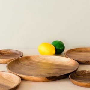 Bandeja Decorativa de Madera Artesanal India Estilo Art Deco con Diseño de Cuerda, Forma Redonda, Adorno para el Hogar, Ideal para Bodas y Eventos - Product Image 1