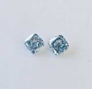 Diamant CVD de laboratoire certifié IGI, 1,00 carat, taille coussin bleu fantaisie, paire assortie, poli à la main, pour la fabrication de boucles d'oreilles et de bijoux - Product Image 3