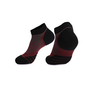 Chaussettes de sport respirantes en maille MQ 041, coupe ajustée, séchage rapide, coupe basse - Product Image 3