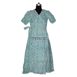 Disponible en venta al por mayor, suministro de calidad de exportación, hermosa bata de Kimono floral India hecha a mano para ropa de mujer - Product Image 2