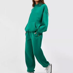 Nuevo Conjunto Deportivo Elegante con Logotipo Personalizado, Sudadera con Hombros Caídos y Pantalones Deportivos, Conjunto de 2 Piezas para Mujer - Product Image 3