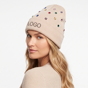 Bonnet d'hiver personnalisé brodé, doux et chaud, en tricot, avec décorations de perles et strass, pour femme, avec logo personnalisé - Product Image 3