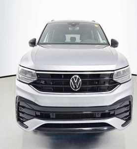 Volkswagen Tiguan SE R-Line Black 4Motion 2024 Usado - Product Image 6