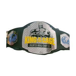 Cinturón de Campeón Mundial King of the Cage Unlimited con Correa Negra y Diseño Plateado, Título Personalizable para Fanáticos - Product Image 1