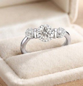 Bague de fiançailles en diamant de laboratoire taille brillant rond 0,57 ct, or massif 10K 14K 18K, design de joaillerie fine, certifié IGI E VVS - Product Image 5