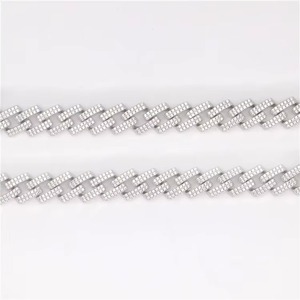 Chaîne cubaine hip-hop entièrement sertie de diamants, de qualité supérieure, directement de l'usine, idéale pour les concerts, festivals et soirées, disponible à la vente. - Product Image 2