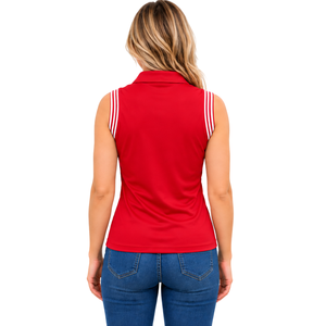 Polo d'équitation sans manches rouge pour femme, coupe ajustée, col à patch, haut d'entraînement d'équitation, personnalisable, vente en gros, performance - Product Image 2