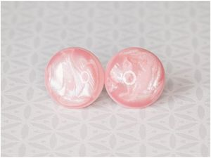 ต่างหูเรซิ่นทำมือสำหรับผู้หญิง สีสันสดใส น้ำหนักเบา เครื่องประดับแฟชั่นทันสมัย ต่างหูแบบห้อยสำหรับงานปาร์ตี้ งานแต่งงาน ของขวัญ - Product Image 2