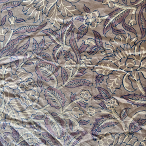 Tela de Algodón Estampada a Mano CHHAAPE para Mujer con Diseño Floral Sutil Jaal, 10m - Product Image 2