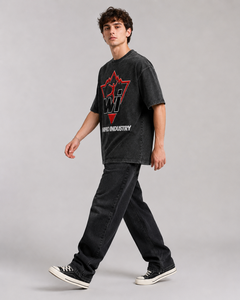 เสื้อยืดปักลายยูนิเซ็กซ์ แบรนด์ Special Warpro Industry คอกลม ทรงหลวม สวมใส่สบาย แขนสั้น สีดำ พร้อมโลโก้สีแดง - Product Image 3